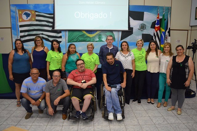 2017914_FOTO - Apae ministra palestra sobre inclusão social na Câmara (1)